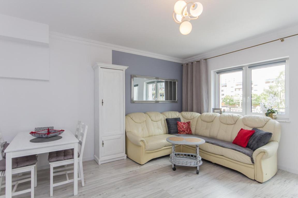 Sloneczne Apartamenty Świnoujście Exteriör bild